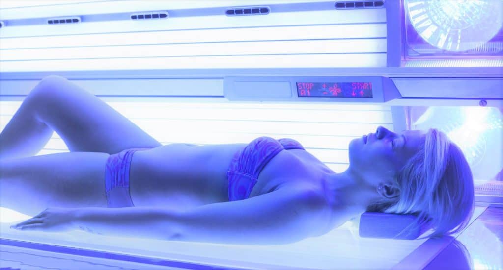 Can Tanning Beds Lighten Your Hair? Talking Tan