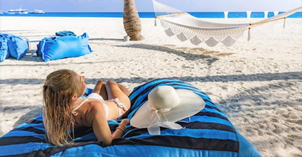 Can You Tan in the Shade? A Simple Guide Talking Tan