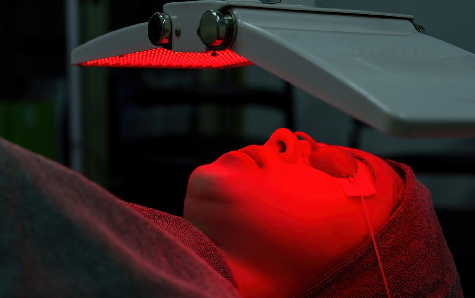 Can Red Light Therapy Cause Cancer? Talking Tan